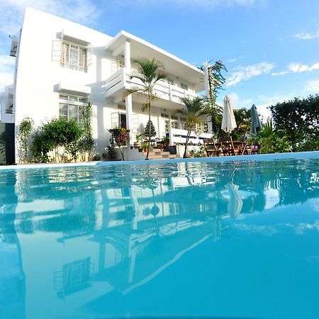 Villa Osumare Guest House Flic-en-Flacq Kültér fotó